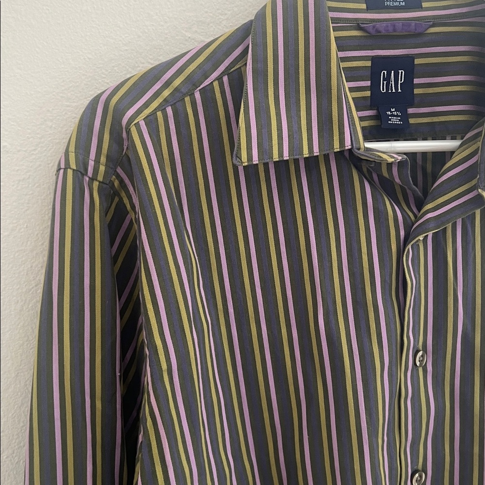 Gap Upcycled vintage shirt cropped size M